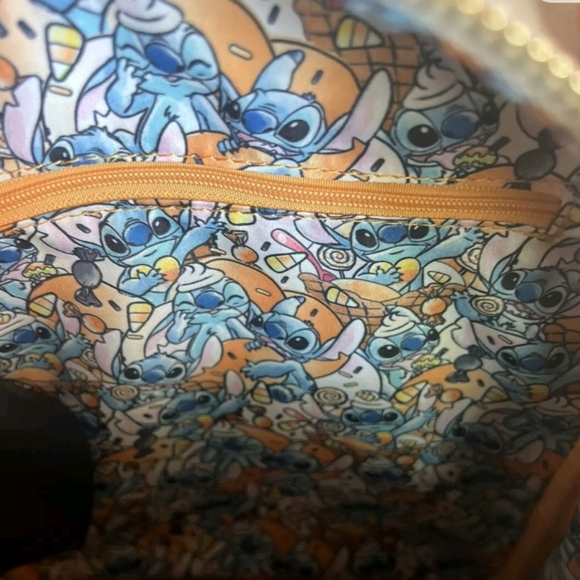 2023 Loungefly Disney Lilo & Stitch Candy Corn Sundae Stitch Mini Backpack NWT - Picture 8 of 8